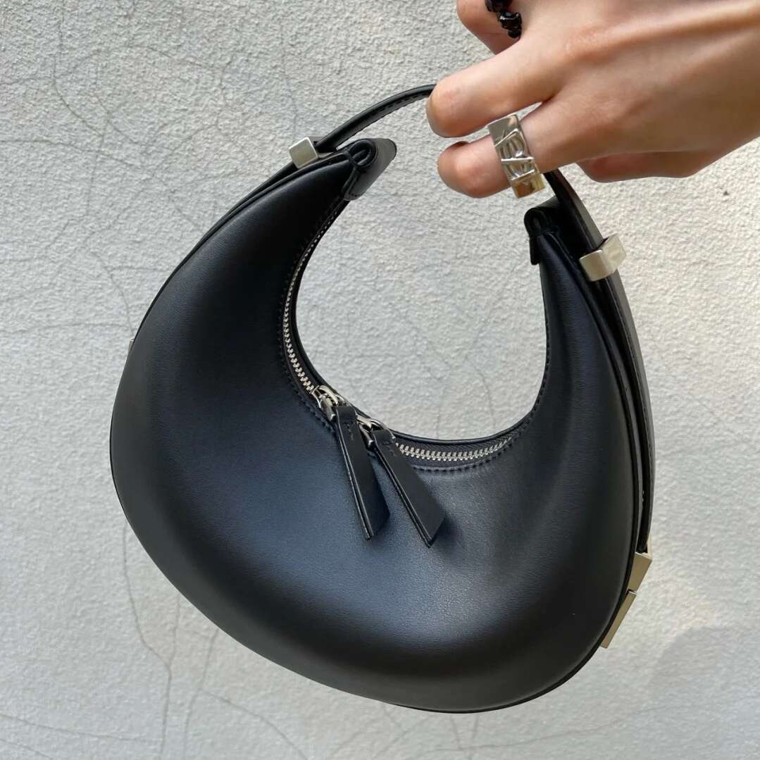 2025 Women's Aesthetic New Saddle Korean Leather Handbag Y2k Mini Dumpg Pink White Shoulder Brand Round Pillow Bags On Sale