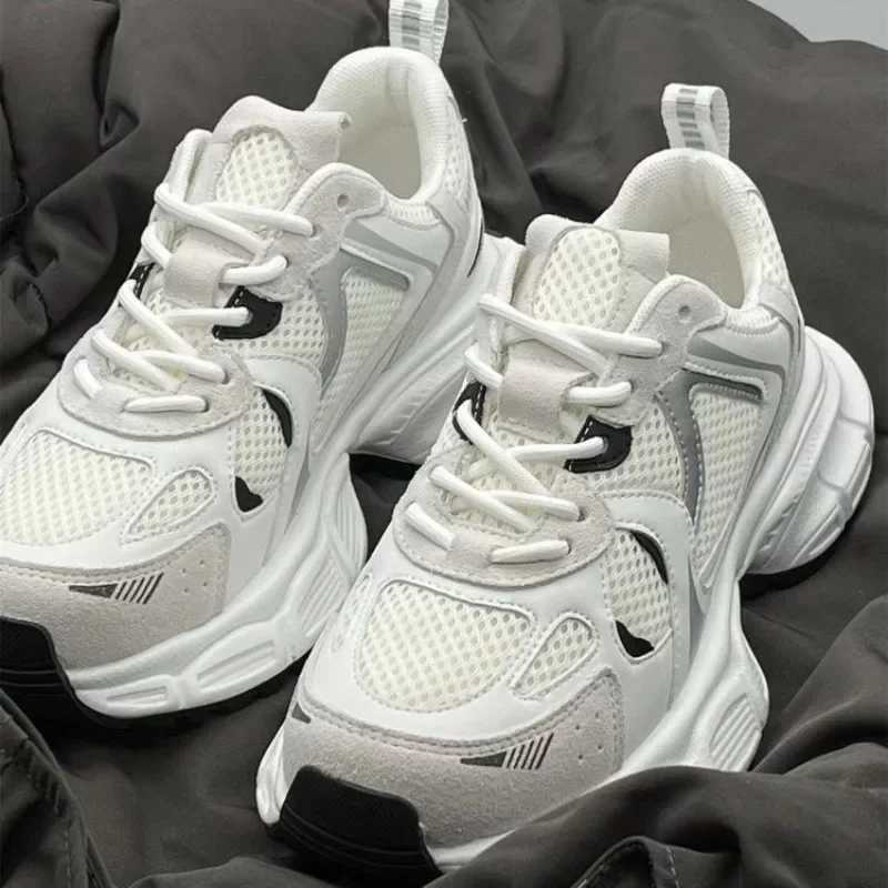 Women Sneakers Platform Comfortable Running Shoes for Women 2024New White Mesh Lace Up Jogging Fitness Shoes Basket Tennis ShoesC250327