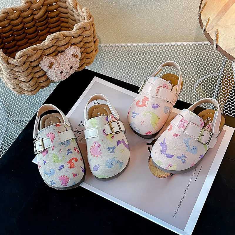 Slipper Summer 2025 girls soft soled indoor and outdoor beach shoes Korean version childrens breathable bib shoes S25326