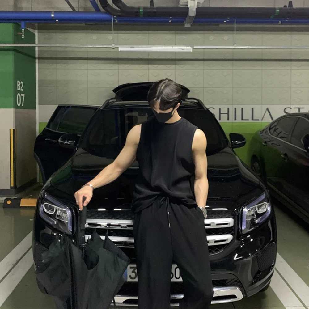 New summer clothing mens casual vest set luxury Korean streetwear O-neck solid dress vest and mens 2-piece setXJ250326