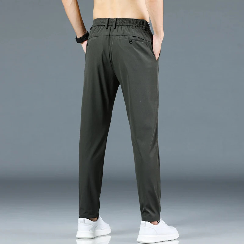 2024 Spring Summer Mens Golf Pants High Quality Elasticity Fashion Casual Breathable Trousers Men Wear 250317