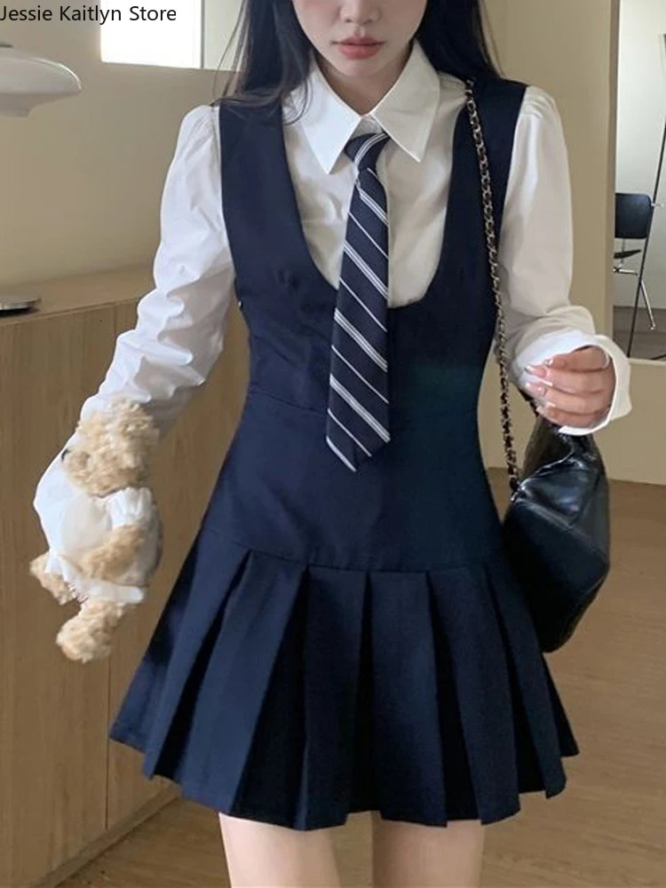 Japanese Kawaii School Student Uniform Womens Cute Girl JK Role Playing Autumn White Shirt and Wrinkle Anti Slip Dress Set 250326