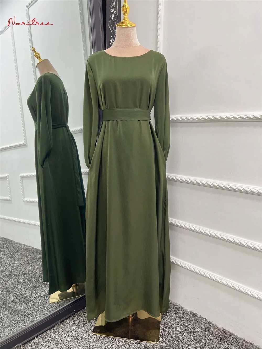 Fashion Sliky Djellaba Muslim Dress Dubai Full Length Flare Slve Soft Shiny Abaya Dubai Turkey Muslim Islam Robe WY921 X2505141