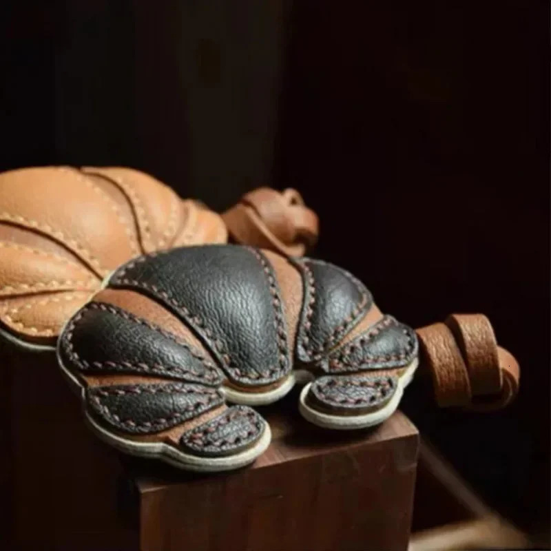 Handmade leather sheepskin croissant charme keychain girl mobile phone case pendant gift bag decoration accessories250325