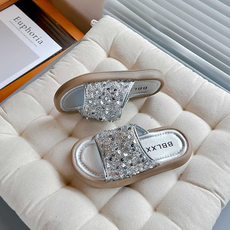 Slipper 2024 Summer Open toed Girls Indoor and Outdoor Slippers One line Dragging Shining sequins Non slip Slippers Cool Dragging Casual Versatile S25