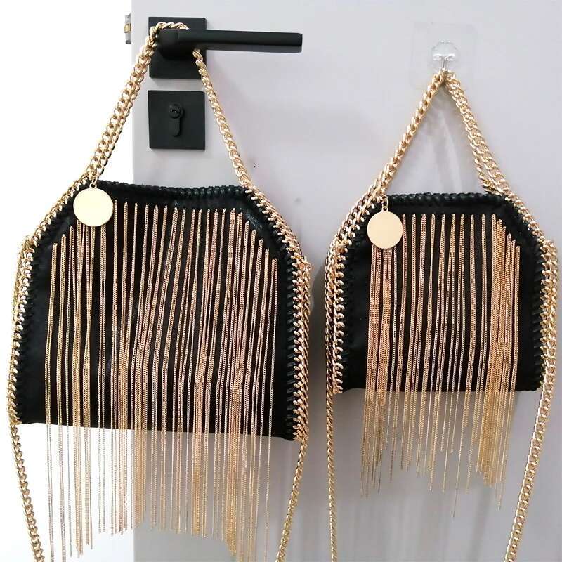 2023 Brand Designer Fashion Trend Handbag One Shoulder Crossbody Tassel Chain Messenger Dinner Bags For Women