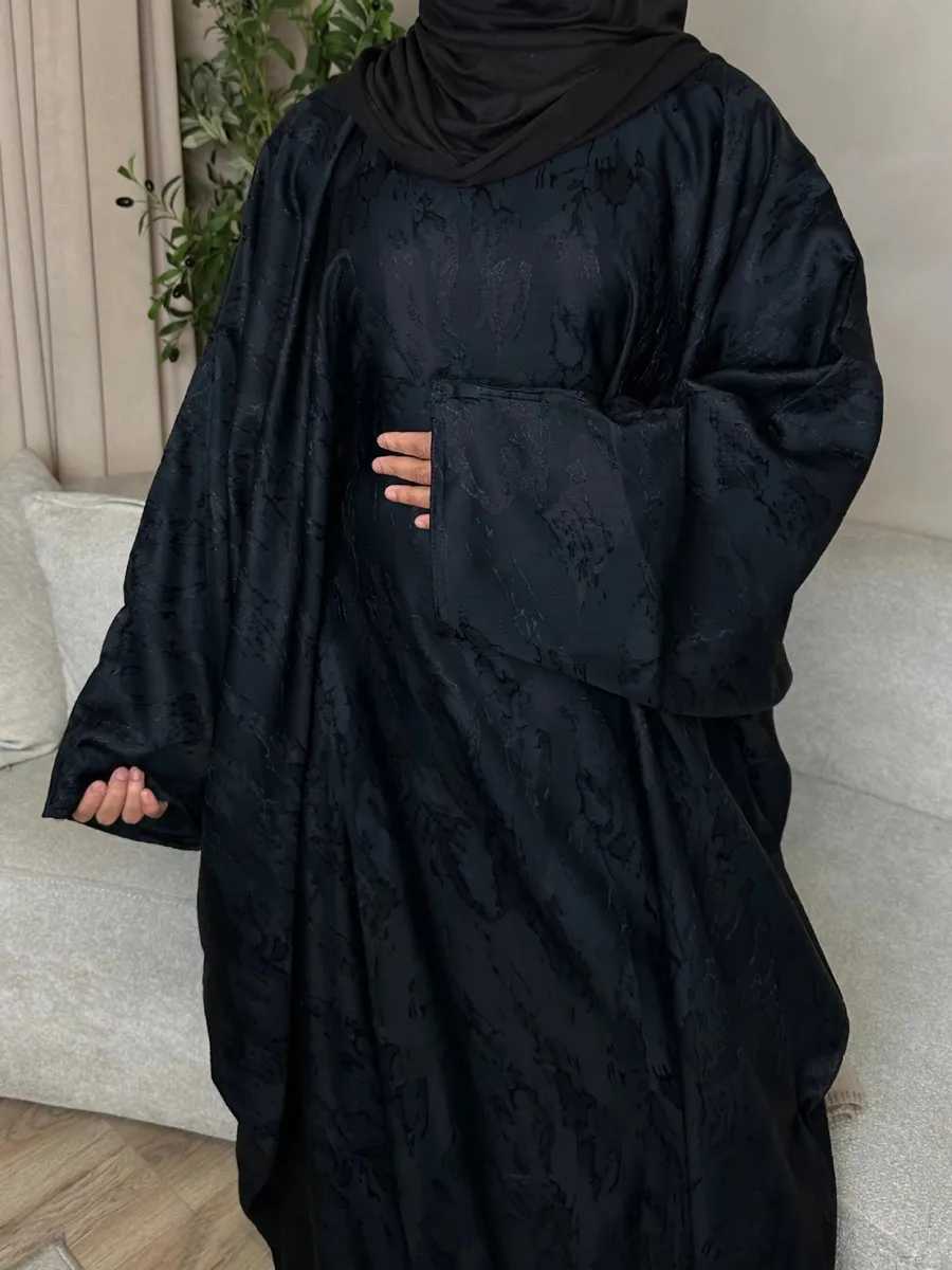 Middle East Dubai Turkey Abayas For Women Ethnic Style Bat Slve Hijab Dresses Ramadan Robe Femme Islam african Long Dresses X2505141