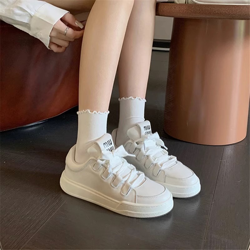 Designer casual shoes Thick soled white women's new spring sneaker woman single shoes fashion all match lace up sneaker for ladies 35-40