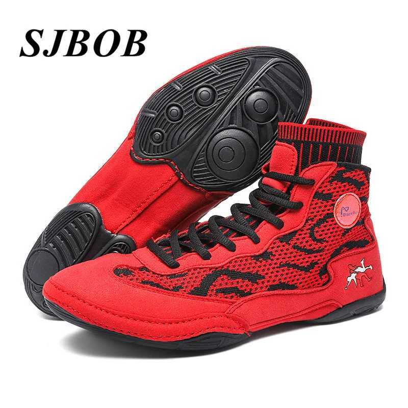 Professional Red Mens Wrestling Shoes Size 35-46 Knitted Mens Boxing Boots Comfortable Anti Slip Training Sneakers M250327