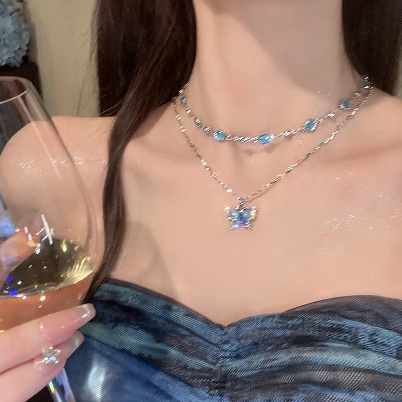 Exquisite crystal zircon butterfly necklace suitable for womens elegance doublelayer border chain party wedding jewelry 250325