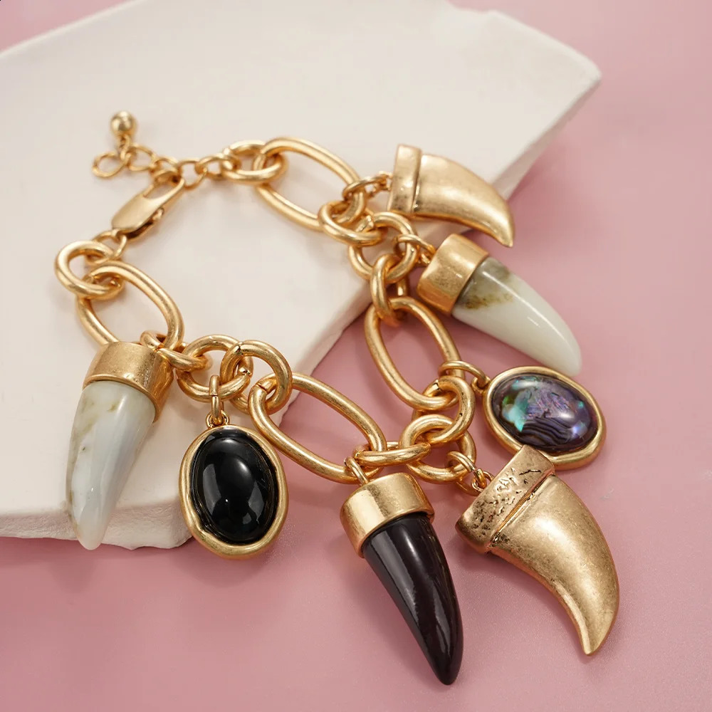 Bullhorn Bracelet Fashion Heavy Craft Stainless Steel Jewelry Unique Charm Bohemian Style 2025 Trend 250318