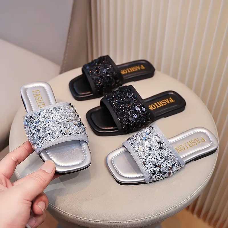 Slipper Fashionable childrens slider summer new girls shoes simple childrens shoes anti slip girls slider S25326