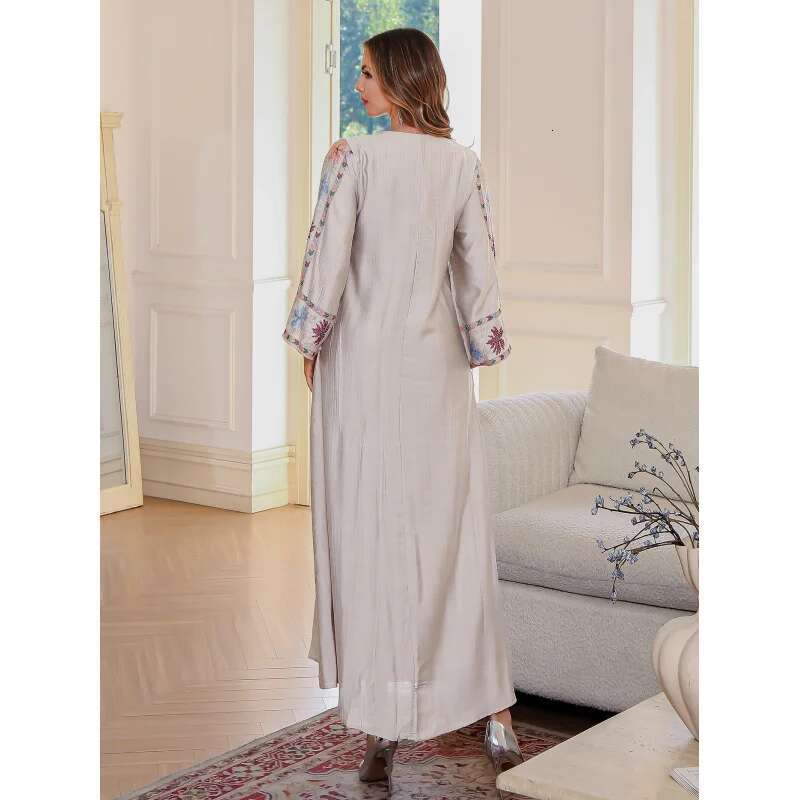 Dongdumaoyi Moslim Elegante Jurk Midden Oosten Dameskleding Abaya Geborduurd Gewaad Dubai W
