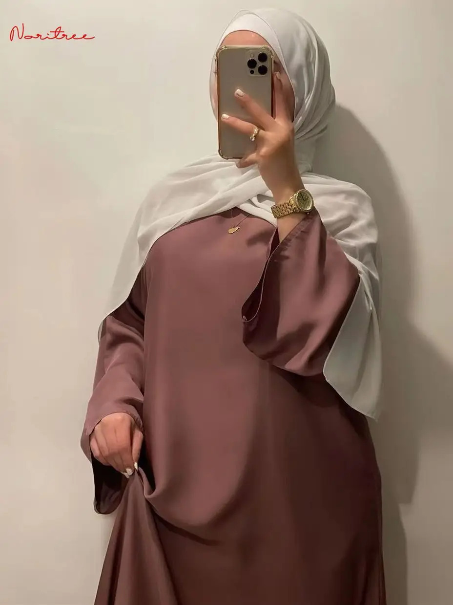 Fashion Satin Sliky Djellaba Muslim Dress Dubai Full length Shiny Sleeve Soft Abaya Islamic Gown WY921 250326