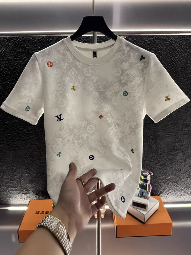 2025s Spring And Summer New Fashion Men T Short Sleeve Light Luxury Heavy Heavy Fashion T-Shirt Short Sleeve Flower Design Size M-3XL