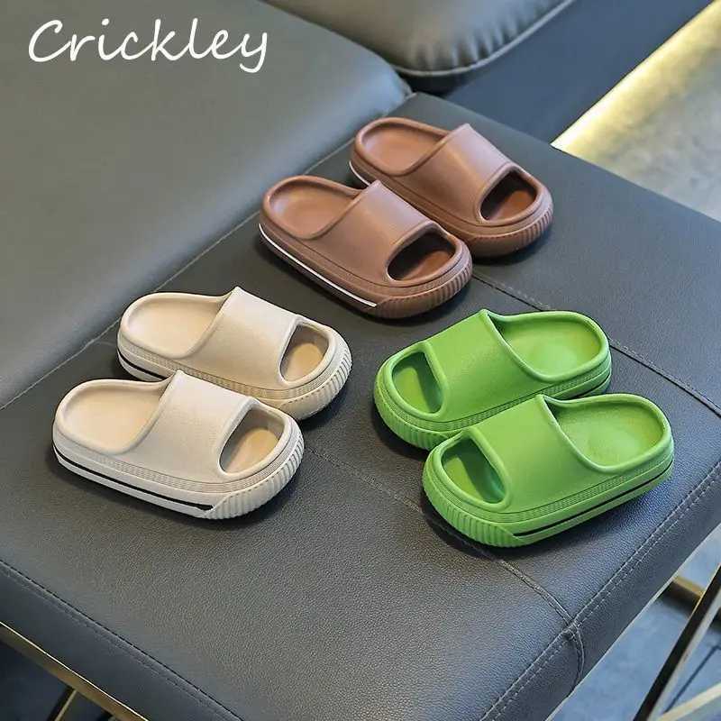 Slipper Solid EVA Childrens Slide 2025 Summer Leisure Waterproof Indoor Childrens Slide Beach Soft Anti slip Outdoor Shoes for Boys and Girls S25326