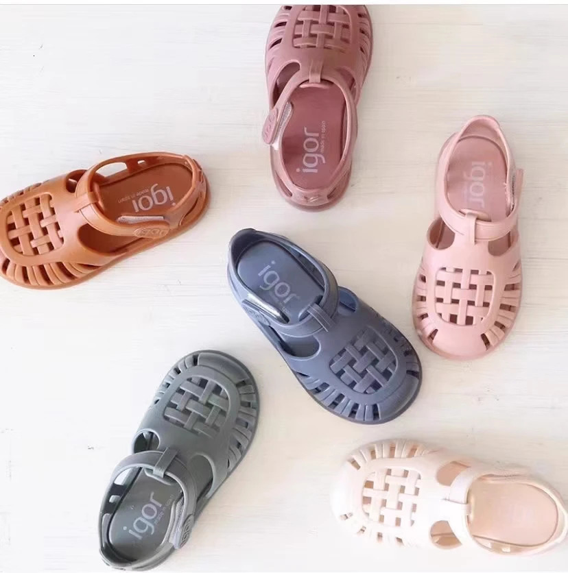 Classic Childrens Summer Roman Sandal Fashion Casual Kids Boys And Girls Beach Sandals Solid Color Baby Shoes 250326
