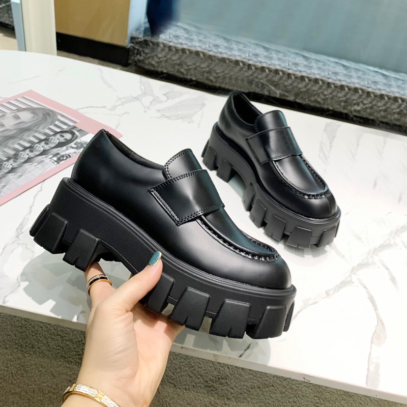 Designer Shoes Men Women Loafers Soft Cowhide Platform Sneakers Rubber Black Shiny Leather Chunky Round Head Sneaker Thick Bottom Shoe With box size 35-46