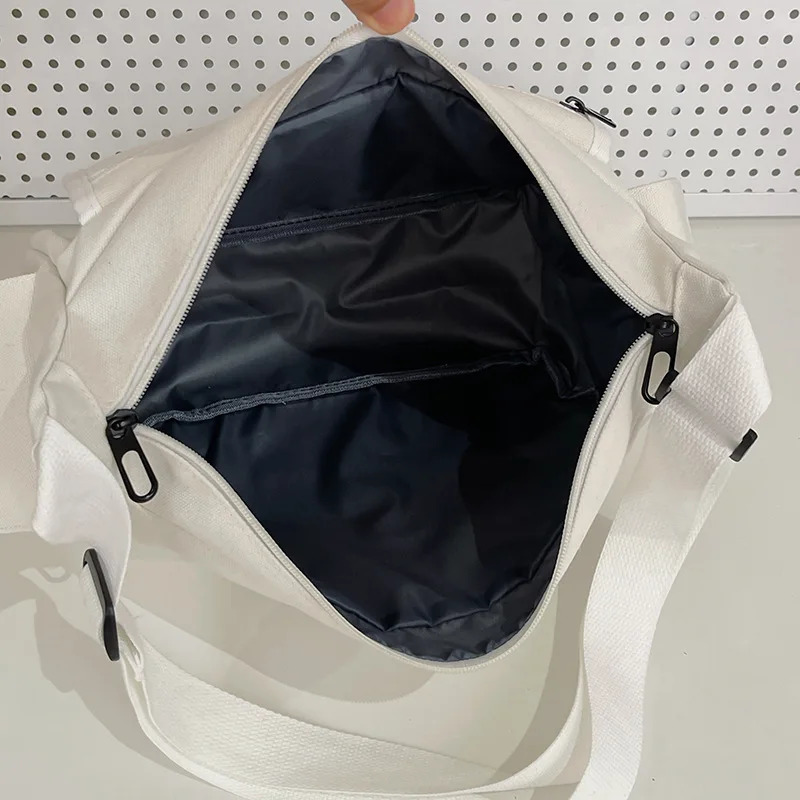 Simple cross body bag for men and women in Japan large capacity functional single shoulder messenger tool style 250326