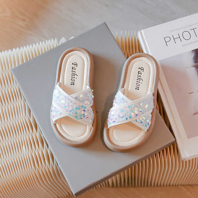 Slipper Girls sandals 2024 summer new childrens shoes little girls casual slippers soft soled anti slip sequined beach shoes S25326