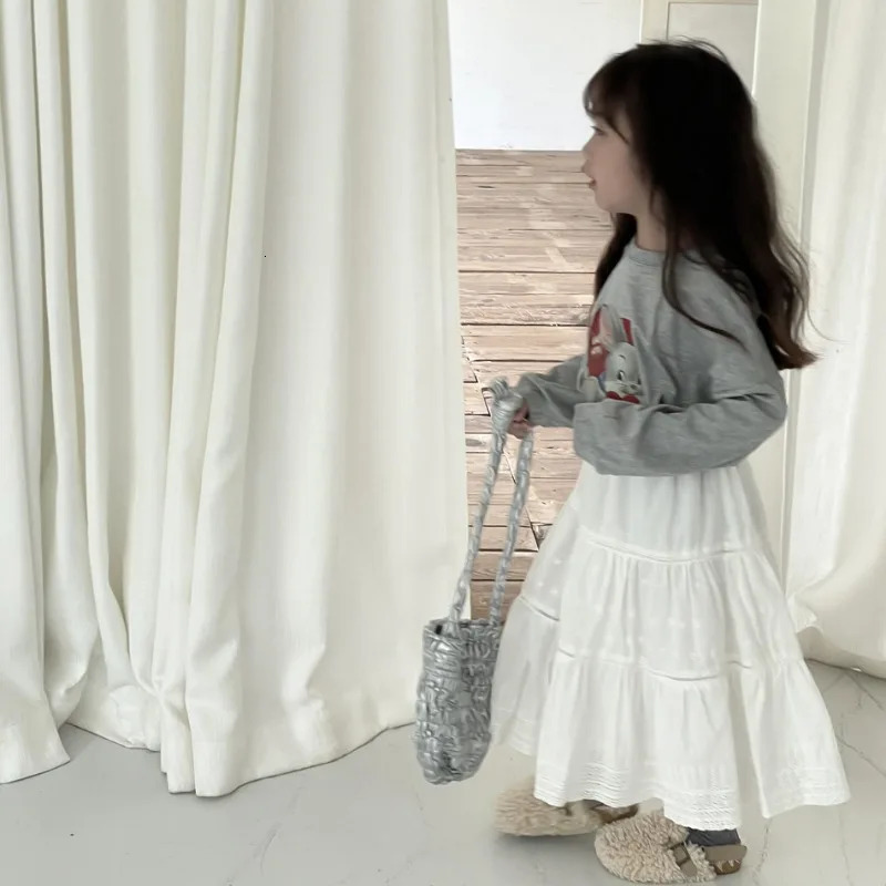 Girls French Vintage High Waist long style skirt 2-7Years Autumn Kids Lace embroidered A-line umbrella Skirts 250326