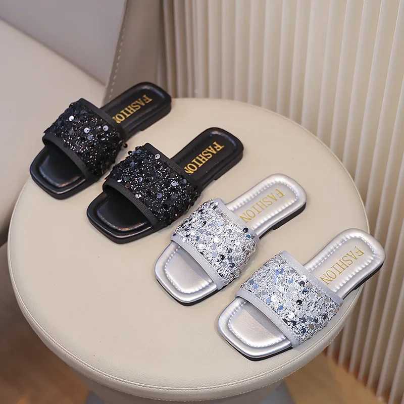 Slipper Fashionable childrens slider summer new girls shoes simple childrens shoes anti slip girls slider S25326