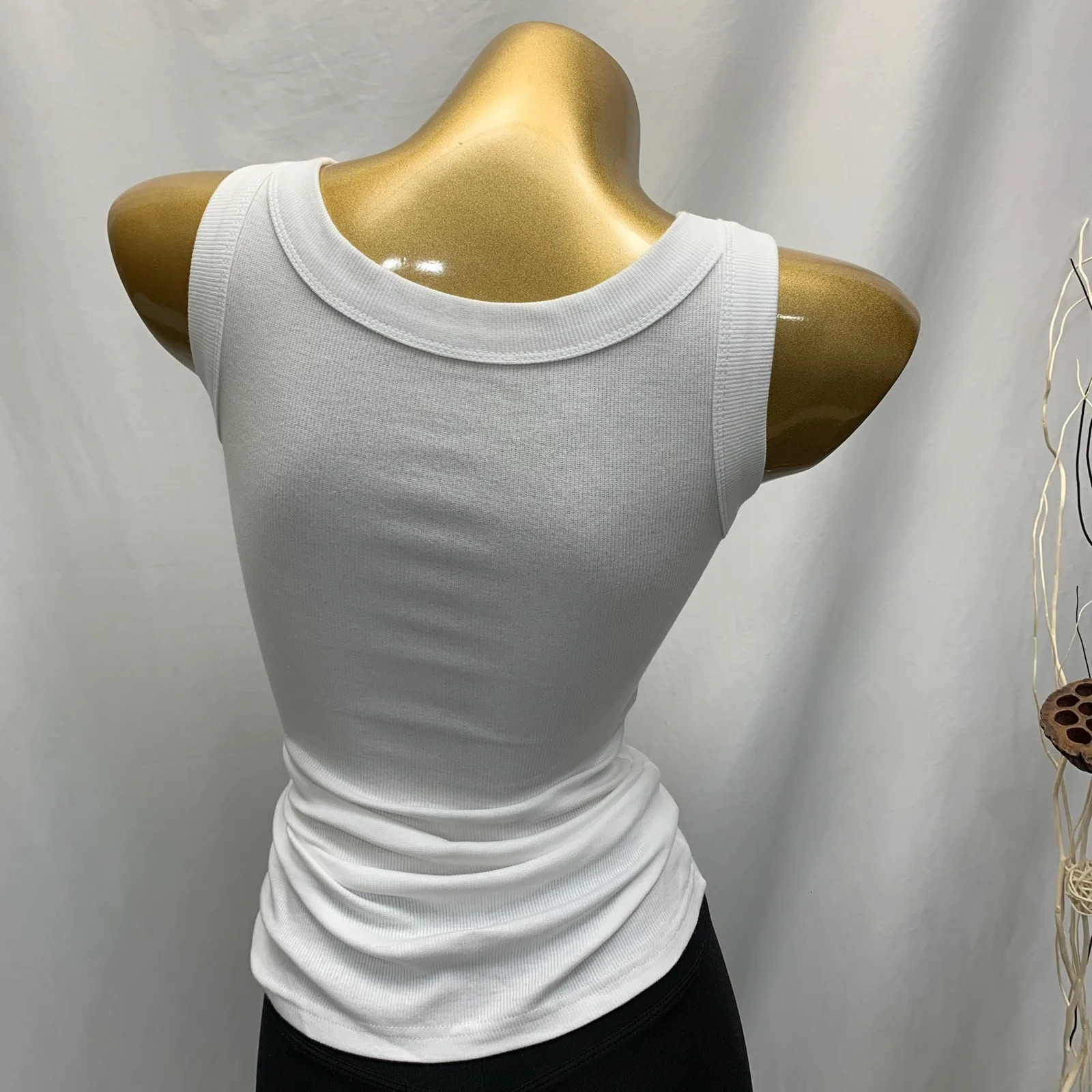 Womens sleeveless summer top womens Cotton casual Tshirt ONECK vest solid clothing 250326