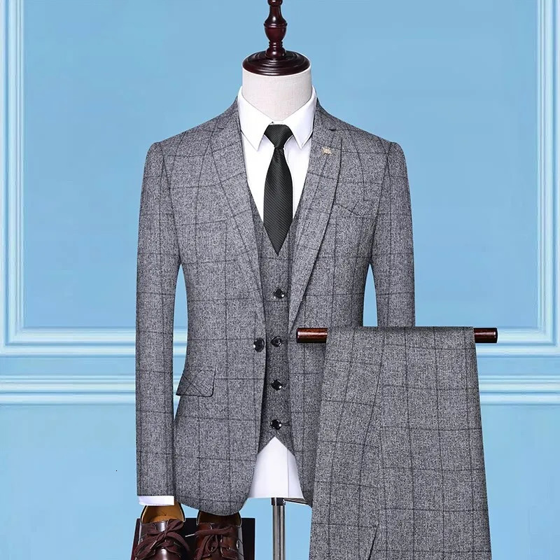 Explosive Fashion Collar Set for Banquet and Wedding in Three Piece Professional Business Dress Men Only 250326