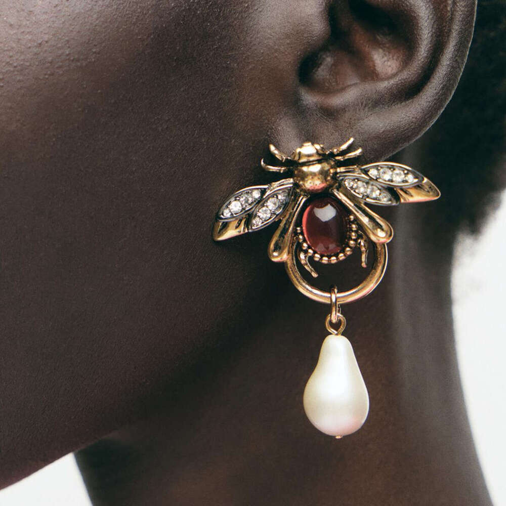 Vintage Insect Teardrop Earrings Elegant Animal-Inspired Design with Simulated Pearls Micro Pave Zirconia for Women