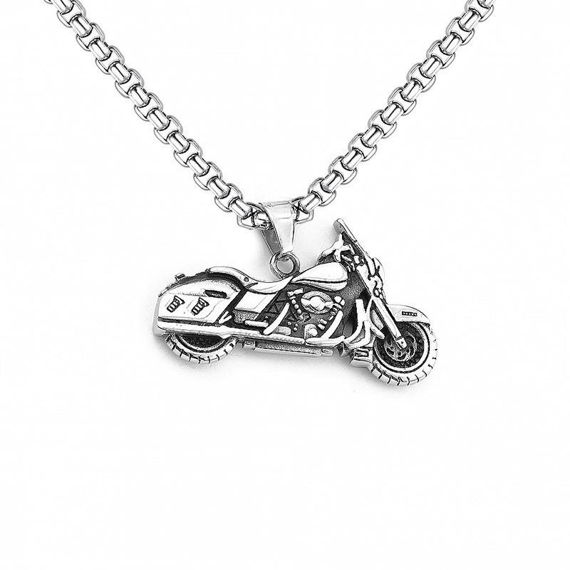 Titanium steel motorcycle pendant necklace, trendy European and American men's retro motorcycle accessories