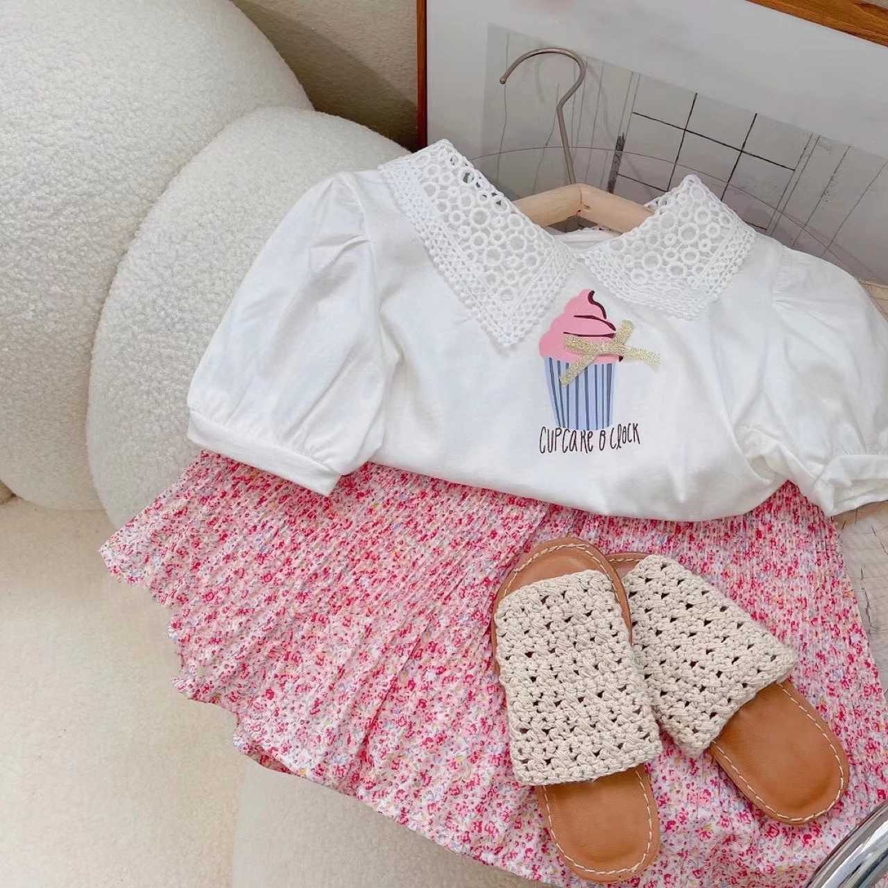 Summer girls clothing set Korean cute hollow lace lapel top+floral dress fashionable baby clothing childrens clothing setT250327