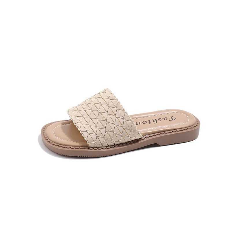 Slipper 2024 Summer New Girl Slide Fashion Baby Flip Leisure Soft Bottom Indoor and Outdoor Slide S25326