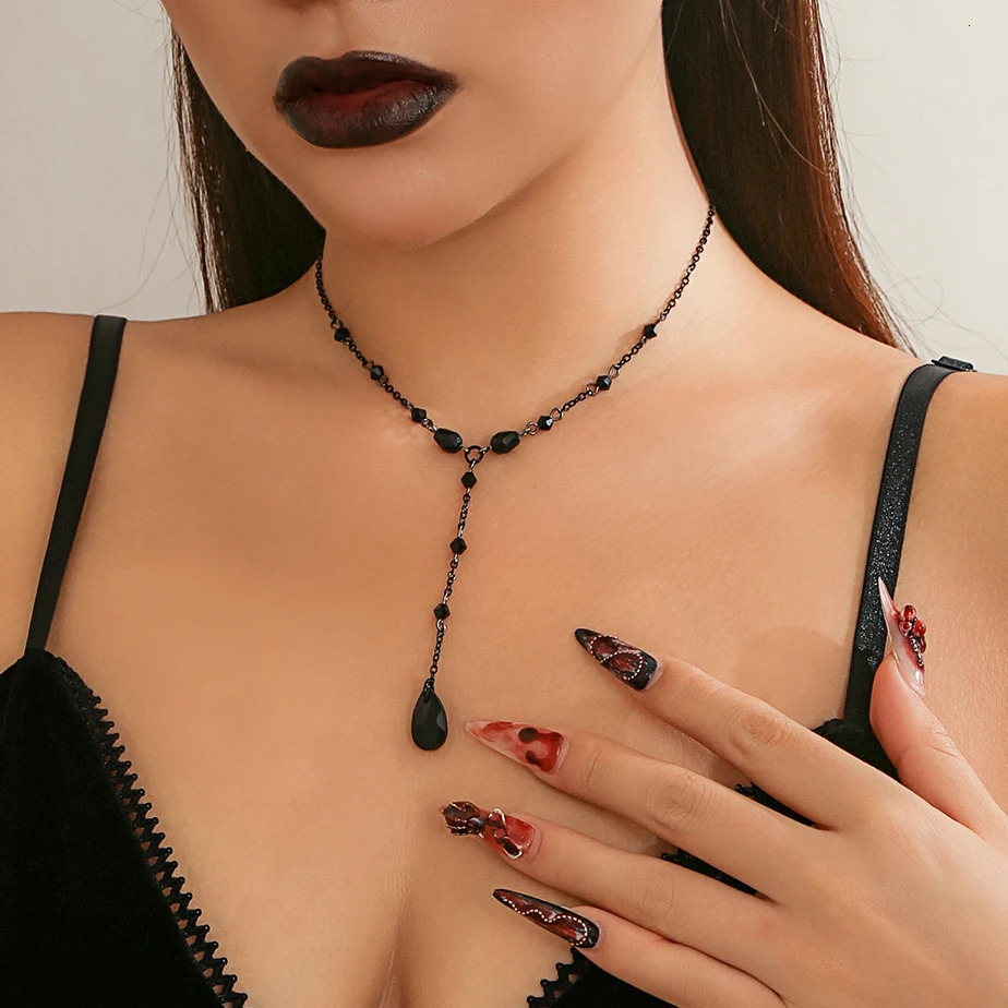 Gothic Black Water Drop Crystal Chest Chain Necklace Womens Retro Sexy Link Y2K Halloween Jewelry Accessories 250325