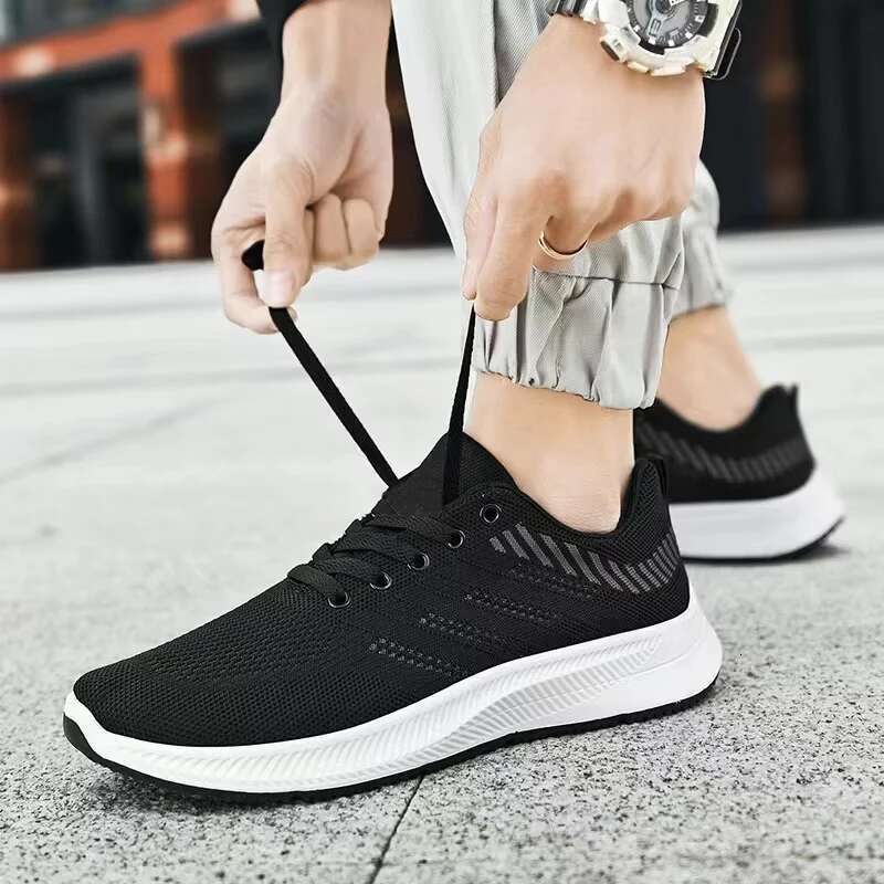Men's casual fashionable sports breathable running shoes, outdoor walking training tennis shoes