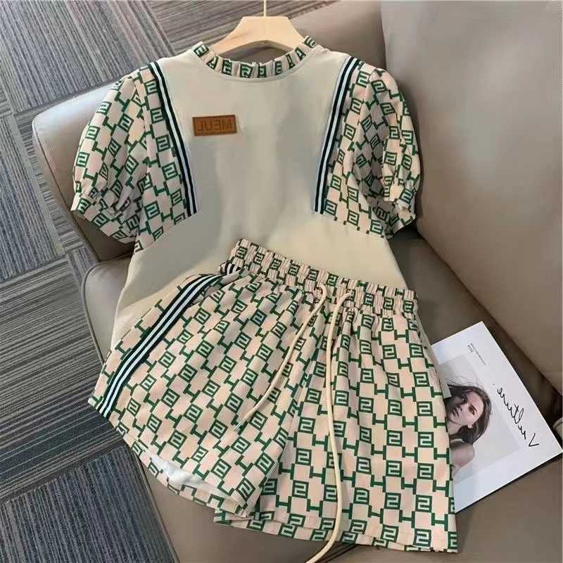 Girls sportswear summer new item mid to large size childrens fashionable casual short sleeved two-piece setT250327