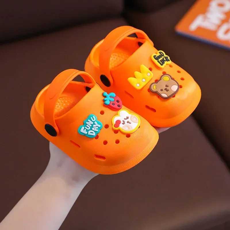 Slipper Childrens slippers childrens summer beach shoes girls cartoon family slippers boys baby sandals baby 1-8Y S25326