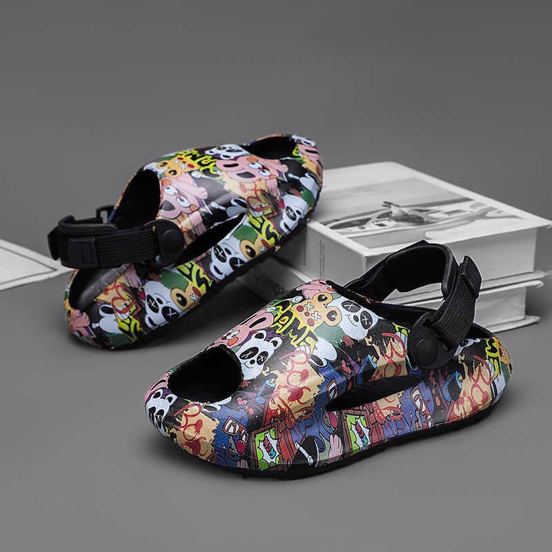 Slipper Summer new childrens slippers for boys with non slip soft bottom cool mop for outdoor wear feel like stepping on poop two in one medium to lar