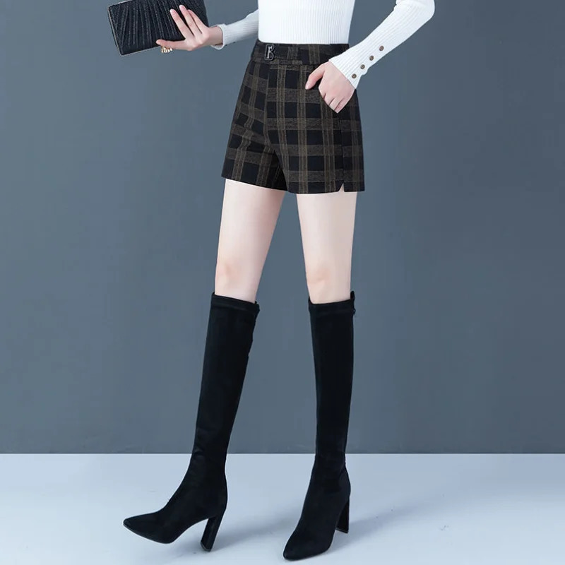 Korean fashion version wool five point shorts solid zipper pocket high waist casual straight pants 250321