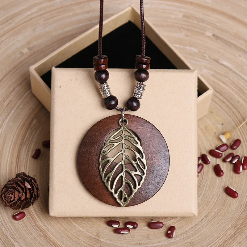 Vintage cotton linen accessories ethnic style Korean wooden bird pendant womens sweater necklace 250325