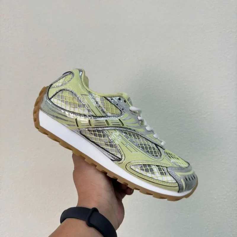 Brand Casual Shoes Fashion Women Mesh Lace Up Sneakers Designer Female Outdoors Walking Round Toe String Bead Comfort SneakersC250327