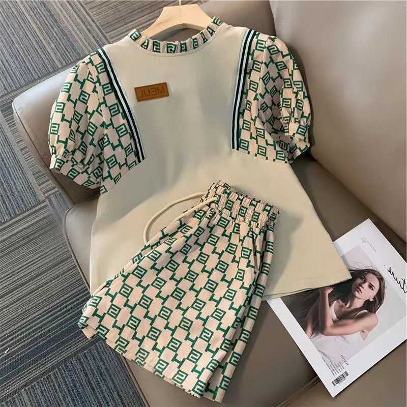 Girls sportswear summer new item mid to large size childrens fashionable casual short sleeved two-piece setT250327