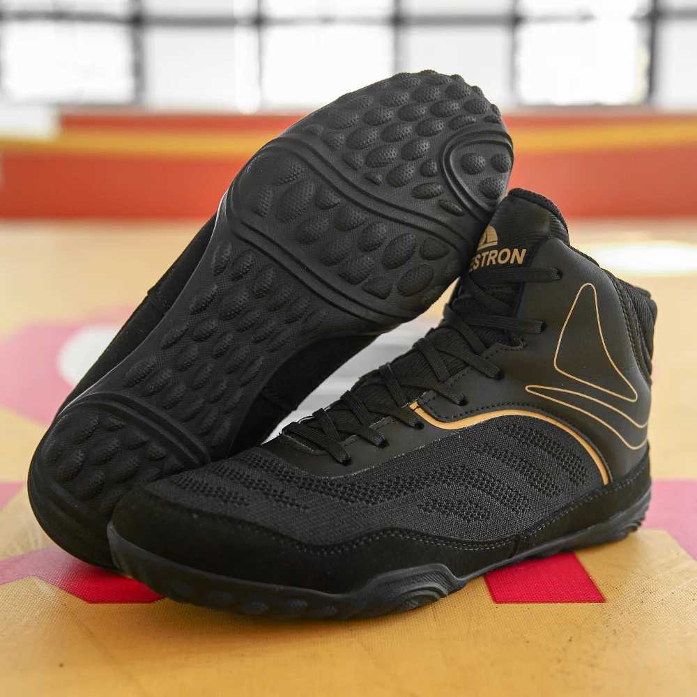 Large size 39-48 mens wrestling shoes professional anti slip boxing sports shoes breathable wrestling training shoes combat sports shoes M250327