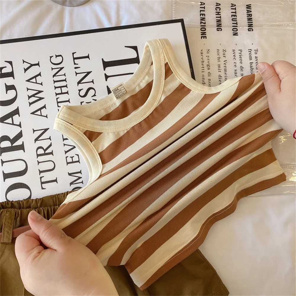 Bear collar girl fashion casual suit 2023 summer slim childrens tank top shorts two-piece set of clothesT250327