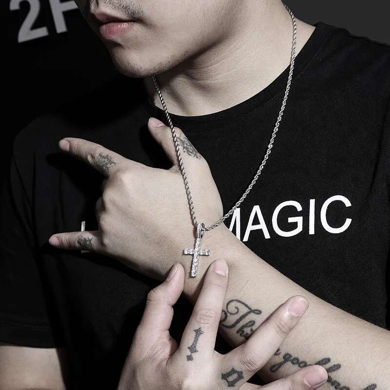 S925 Sterling Silver Prong Setting moissanite Stone Bling Ice Out Cross Pendants Necklaces Women Men Hip Hop Rapper Jewelry