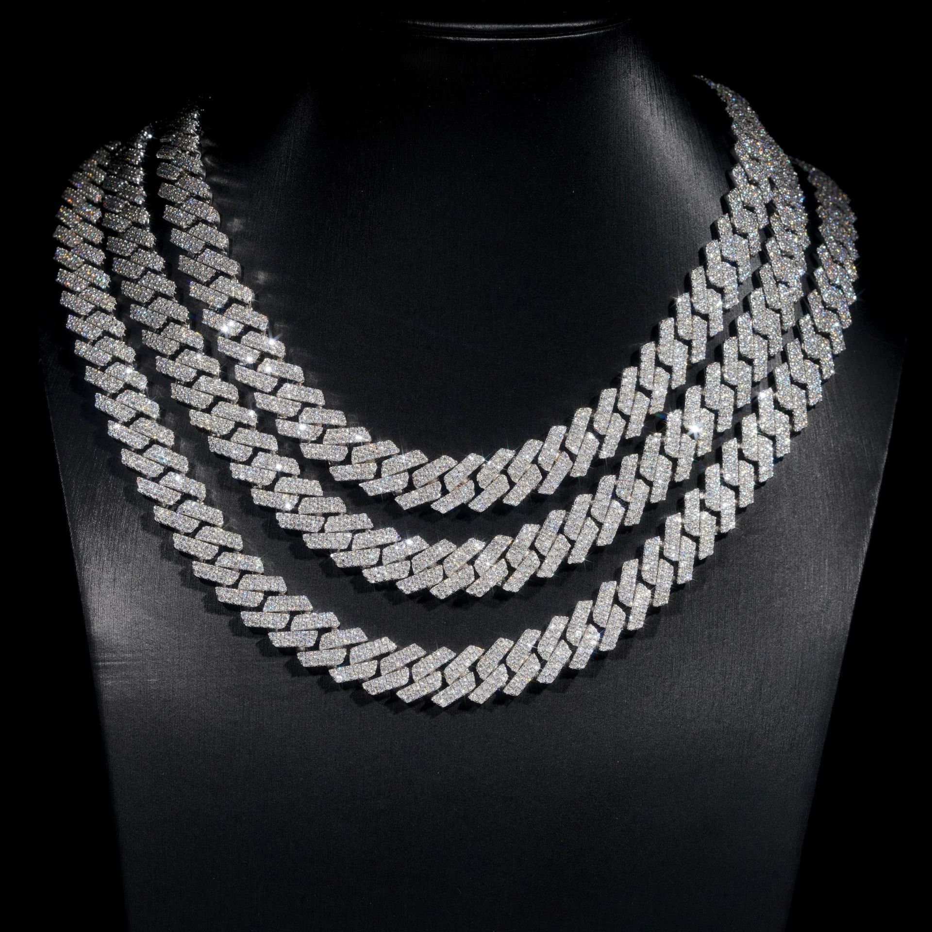 Hot selling S925 silver inlaid D-color moissanite 13mm Cuban chain necklace hip-hop rap high-end accessory