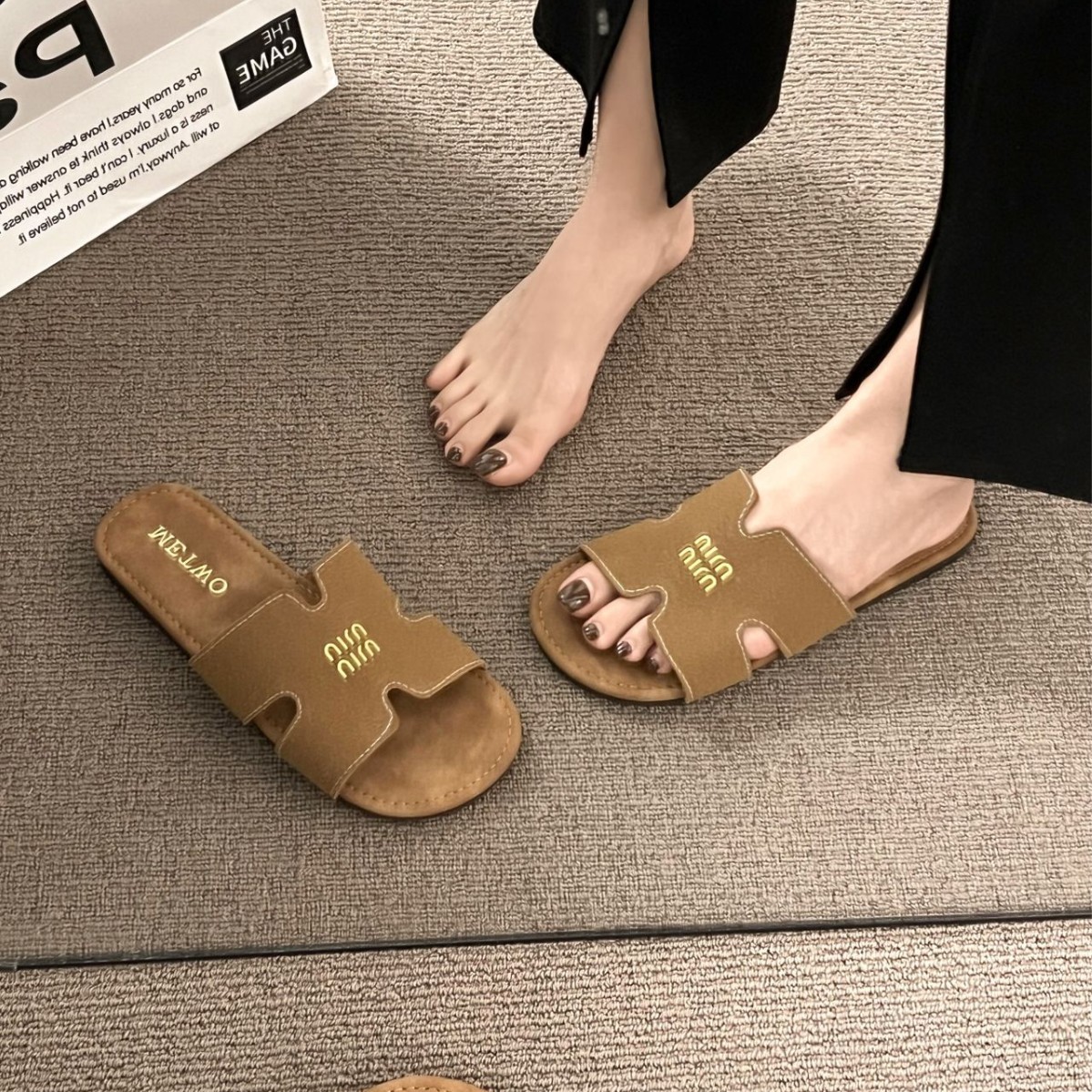 2025 new thick bottom casual flat non-slip new sandals female summer wear beach sandals lazy fashion everything