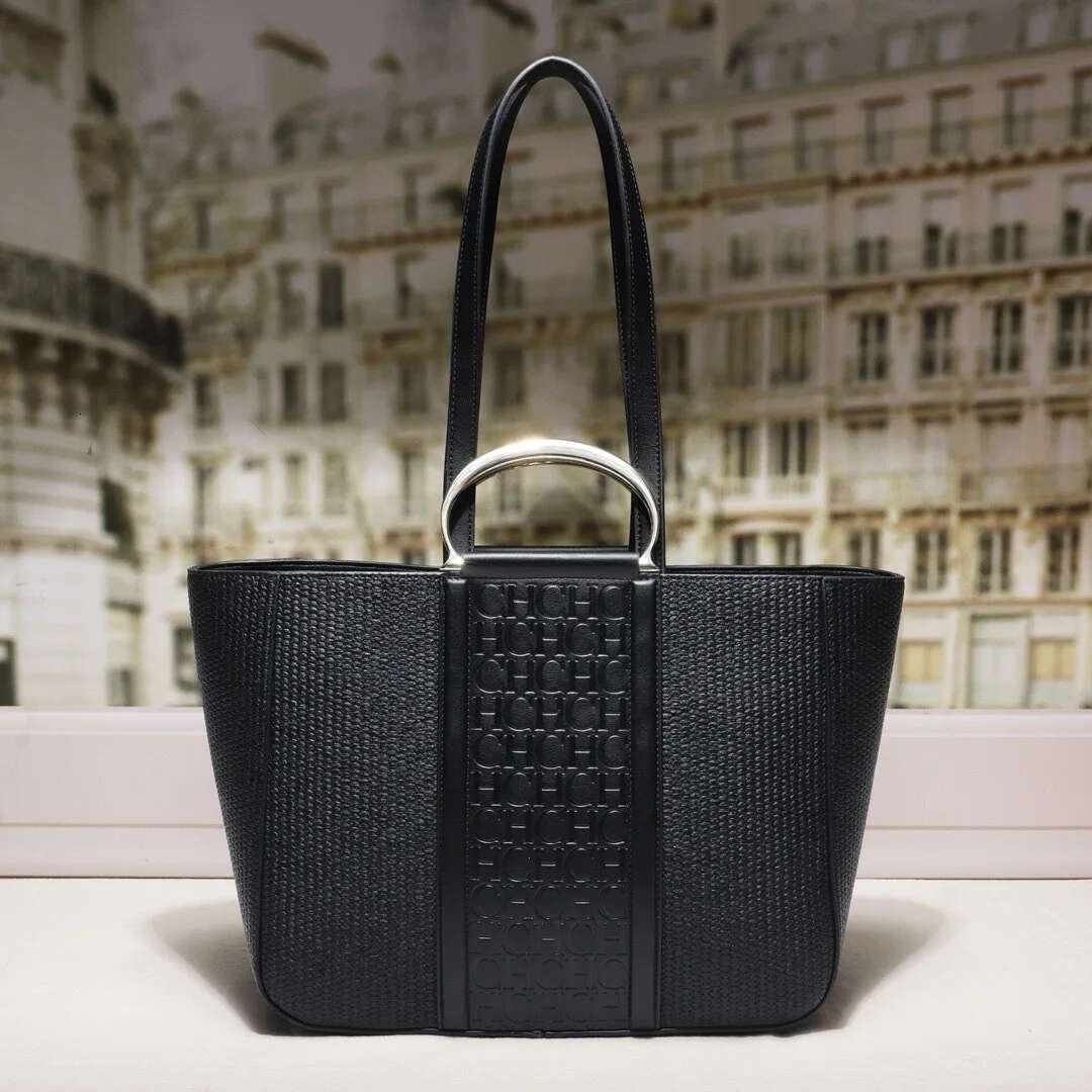CH Brand Large-Capacity Tote 2025 New Handheld Original Straw Bag Fashion Commuter Shoulder Handbag Women's Bags