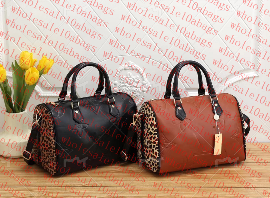 Top quality Wild at Heart series Onthego tote bags designers handbags Cow leather embossed leopard print mommy bag