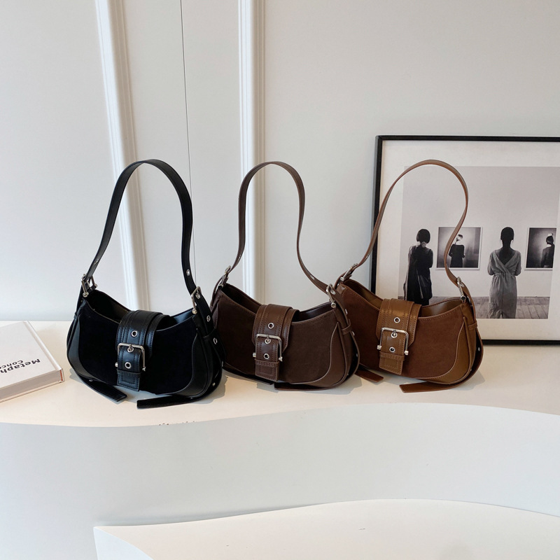 Bag woman retro frosted armpit new hand carrying small square bag all shoulder crossbody bag 2025s hot