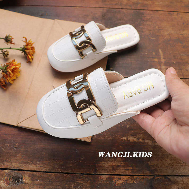Slipper Childrens Fashion Slippers Flat 2025 New Summer Style Little Girl Baotou Princess Wearing Outward One Step Stepping Cool Slippers Trendy S2532